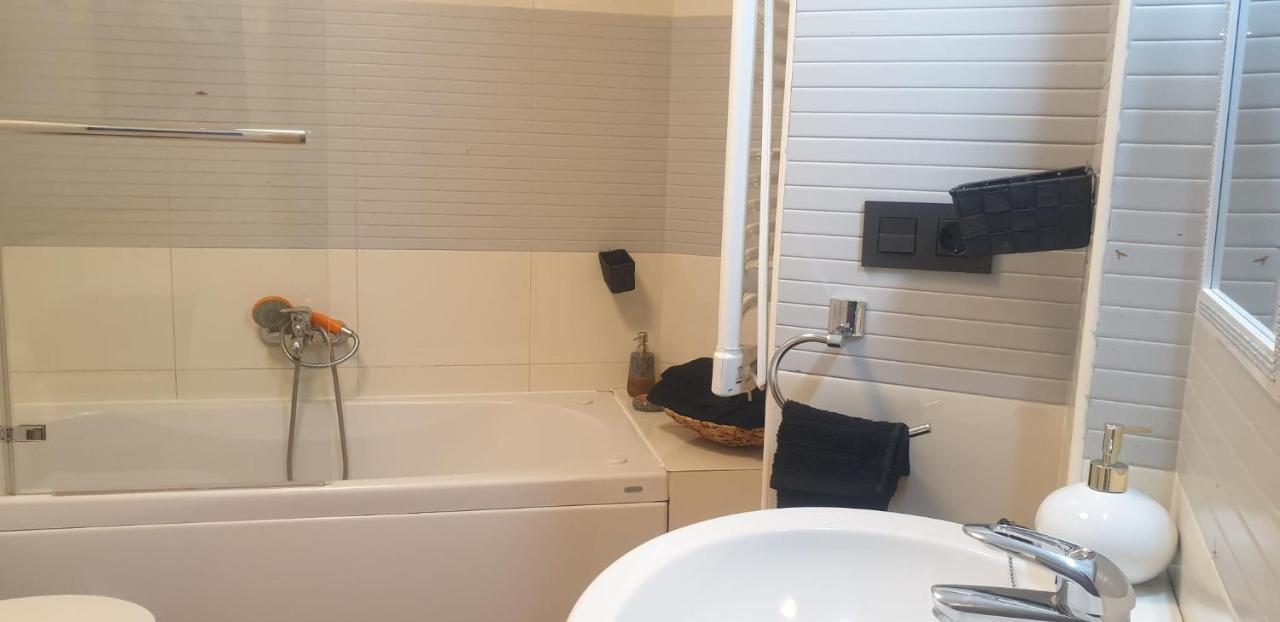 פונפרדה Apartamento Tranquilo מראה חיצוני תמונה